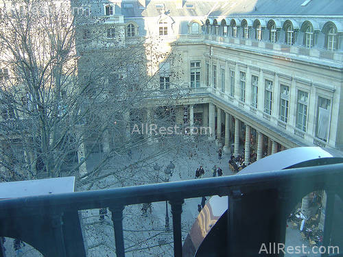 Hotel Du Louvre 26